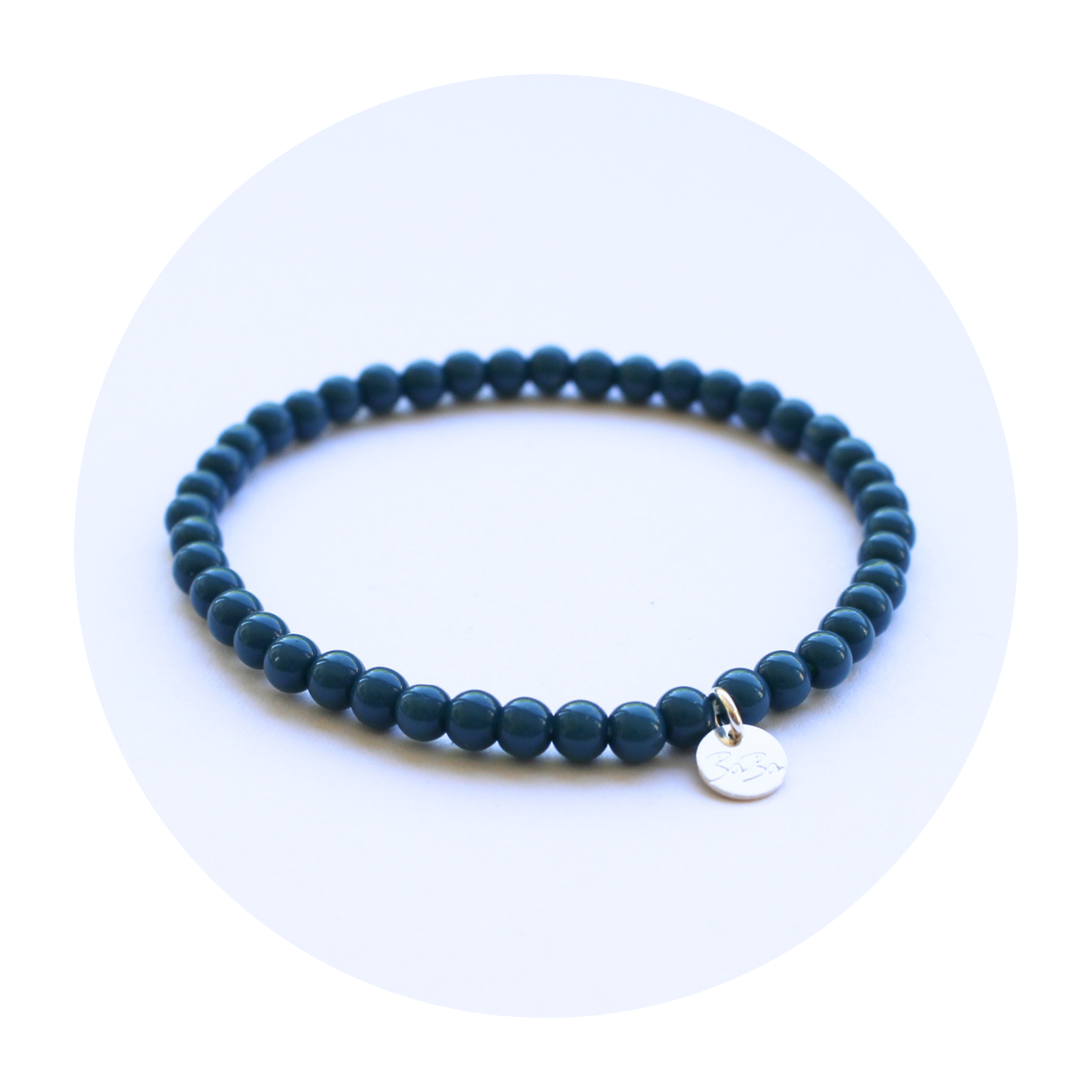 ARMBAND aus farbigen Glasperlen