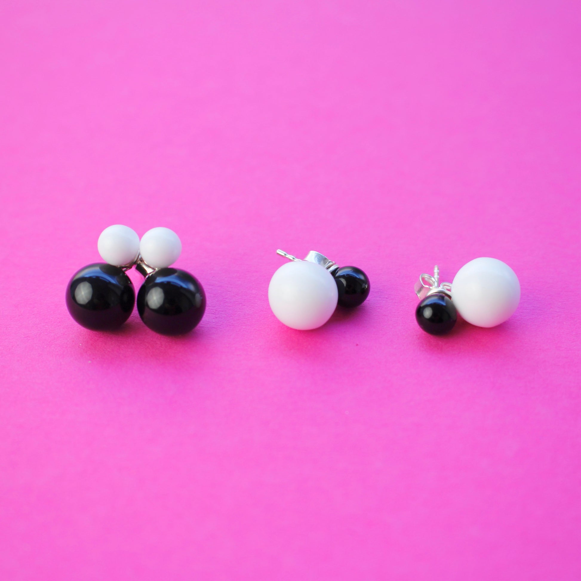 Variable Ohrstecker schwarz-weiss BaBa jewellery
