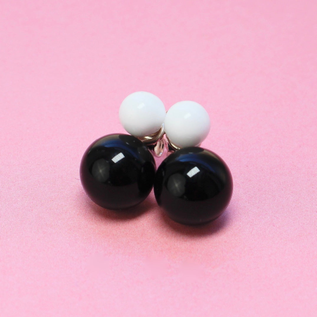 Variable Ohrstecker schwarz-weiss baba jewellery for happiness