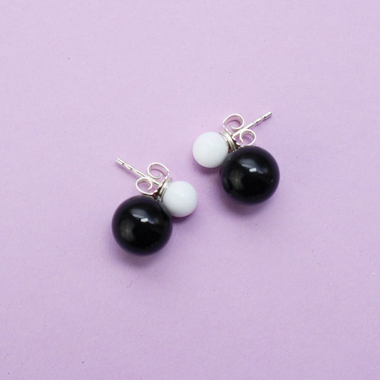 Variable Ohrstecker "ONYX & WHITE"