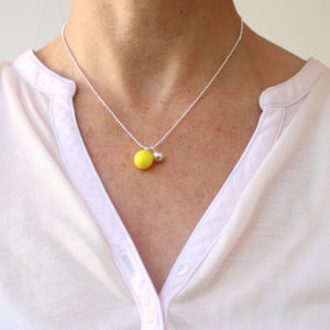 BaBa jewellery for happiness kurze Silberkette mit gelber Glasperle